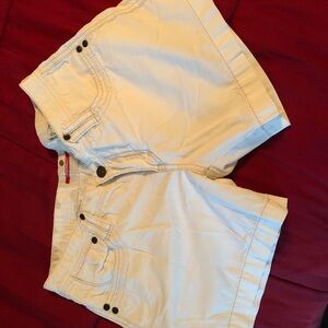 Vintage Union Bay Size 3 shorts cream color.